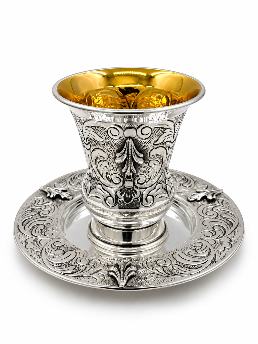 סט קידוש לשבת כוס קידוש ותחתית מכסף האחים חדד Silver dipped kiddush set for shabbat by hadad bros silverware